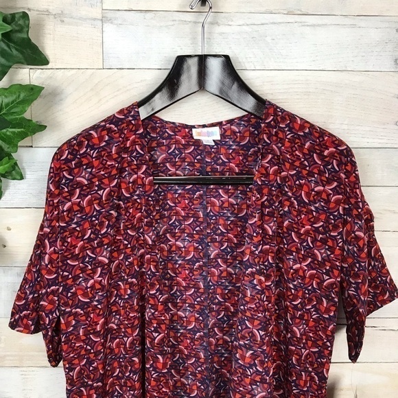 Lularoe Bianka Red Geometric Kimono Cardigan 3 - Picture 2 of 6